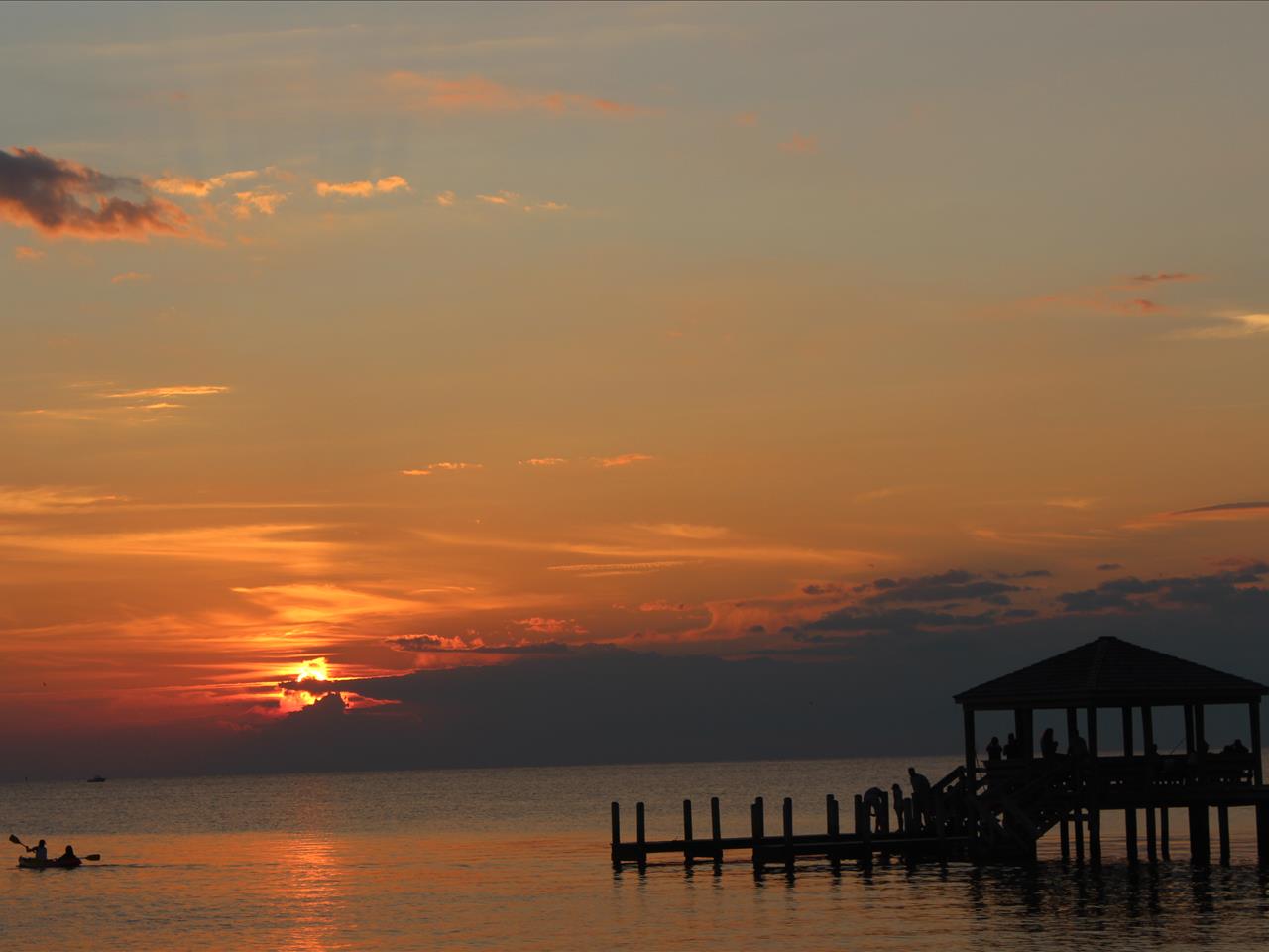 August 2015 Fam Vaca - L46 - Sandy Tee, Tracy Haynes